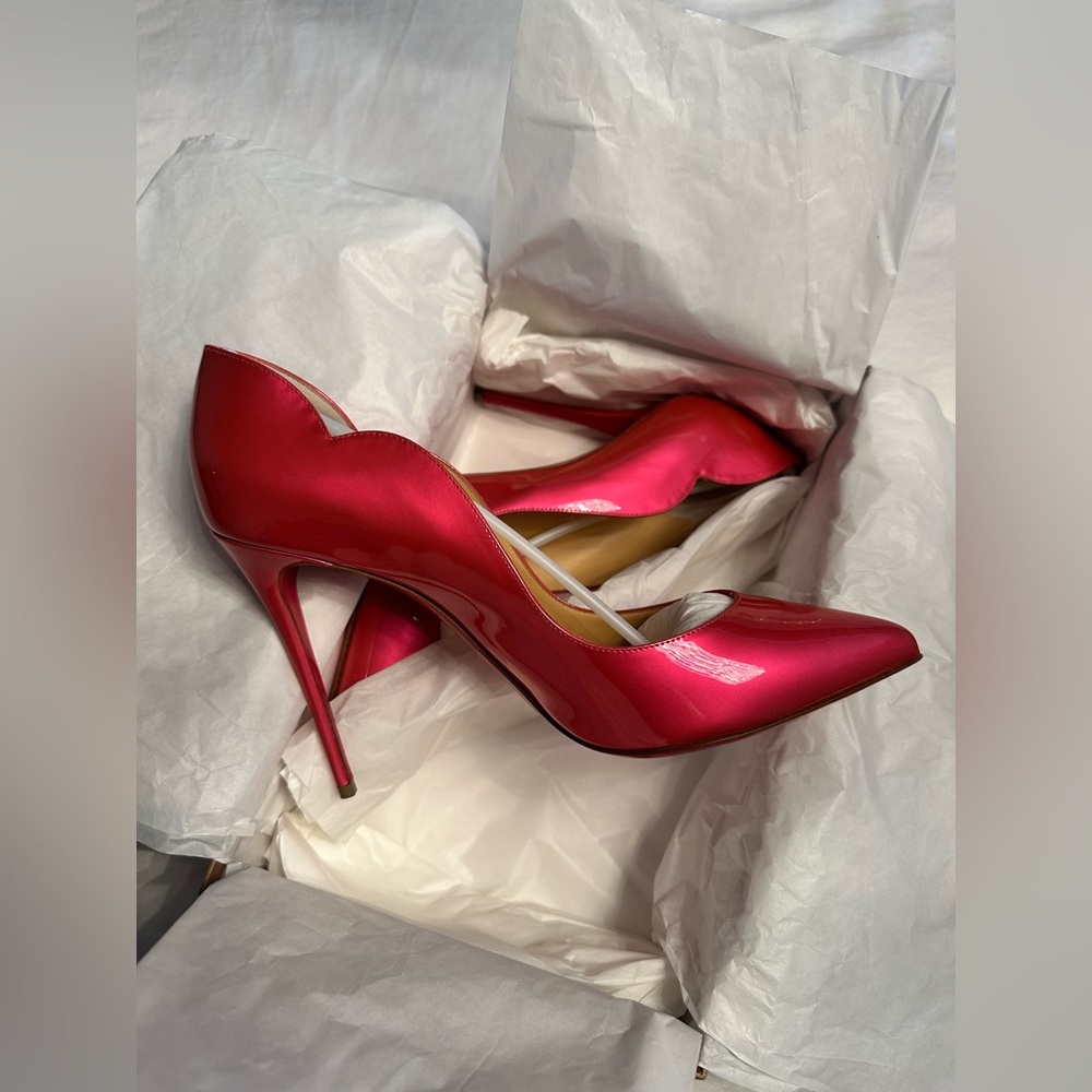 CHRISTIAN LOUBOUTIN Hot Chick 100 patent fluo metal - size 40